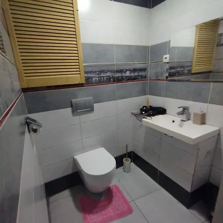 Διαμέρισμα Secret Yard Λβιβ