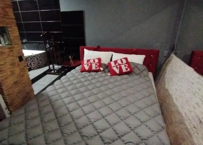 Secret Yard * Λβιβ